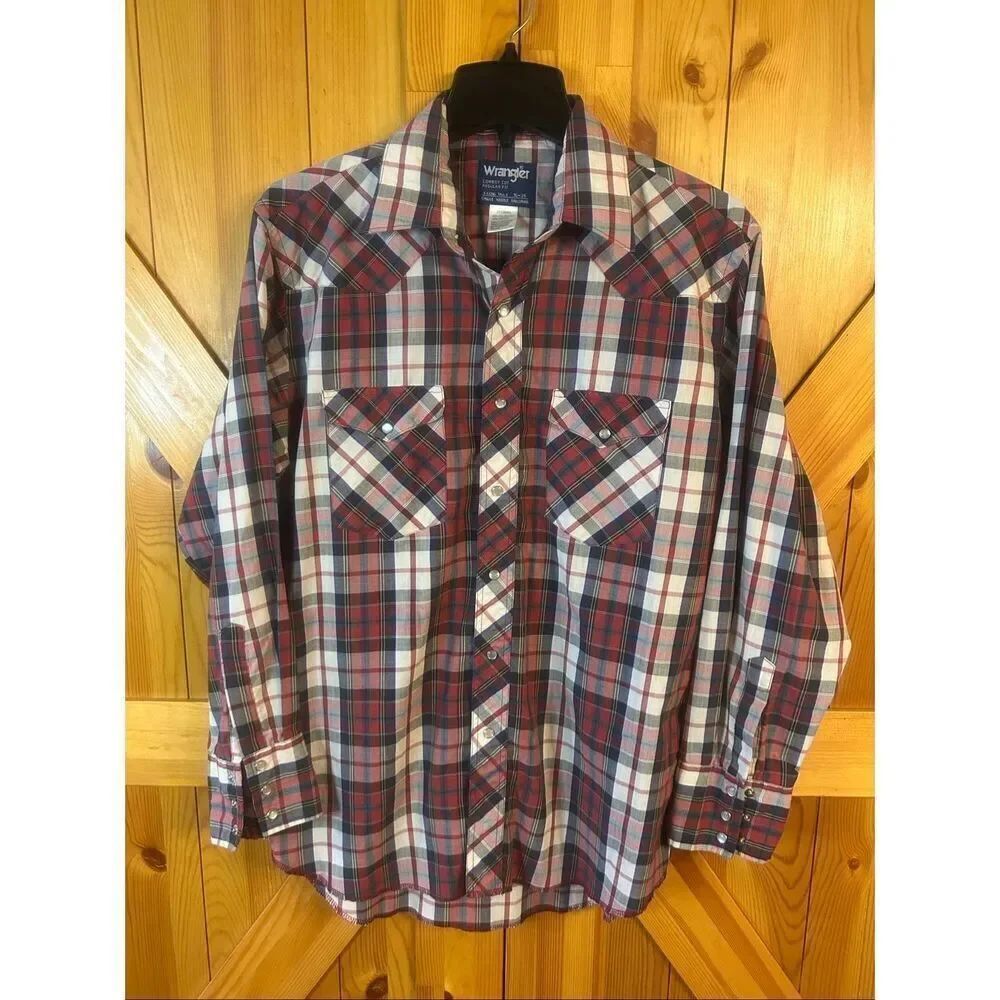 VTG Wrangler Cowboy X Long Tails Pearl Snap Shirt Size 33/Large (5810)